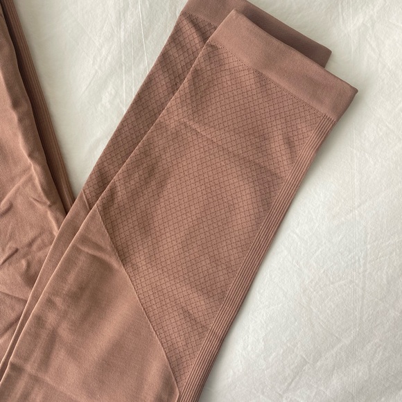 Lululemon ebb to street seamless leggings - Picture 2 of 7